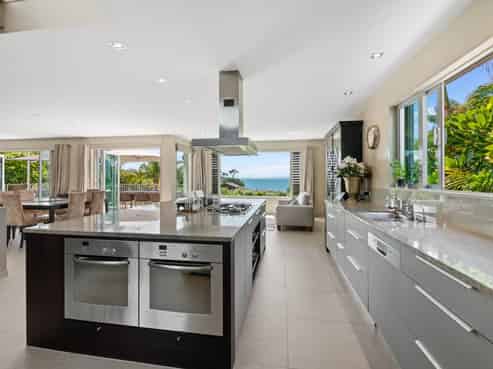 39 Rock Isle Road, Waiake