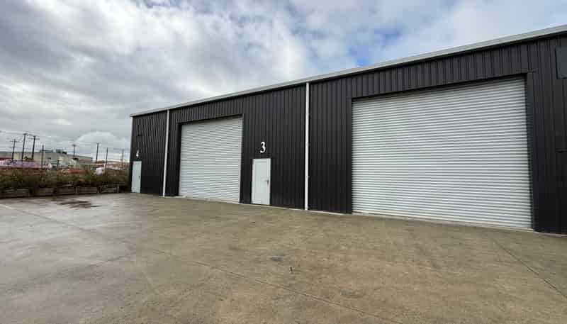 3 & 4/63 Keeling Road, Henderson