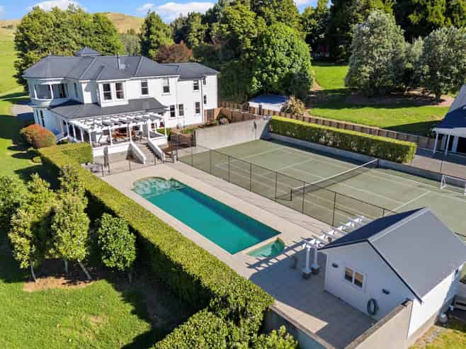 137 Dunn Road, Ararimu