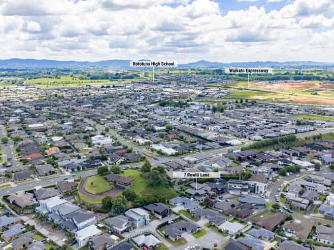 7 Rewiti Lane, Huntington