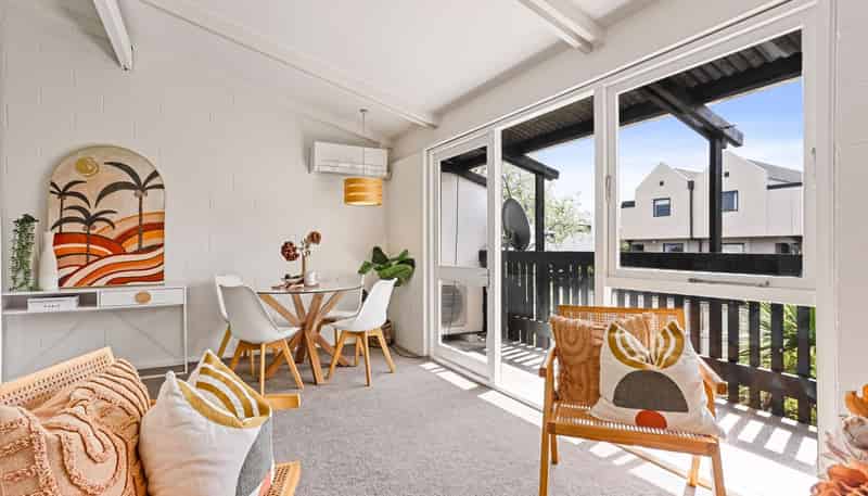 7/25 Winchester Street , Merivale