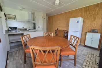 146 Middle Renwick Road, Springlands