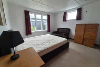 146 Middle Renwick Road, Springlands