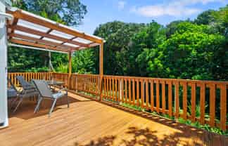 21 Hekerua Road, Oneroa