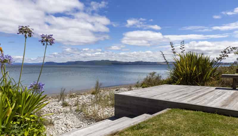 166 State Highway 1, Waitahanui