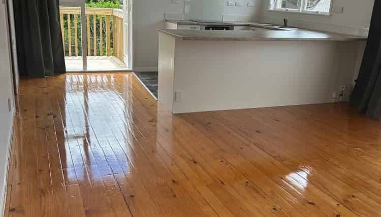 2/70 Gladstone Road, Northcote