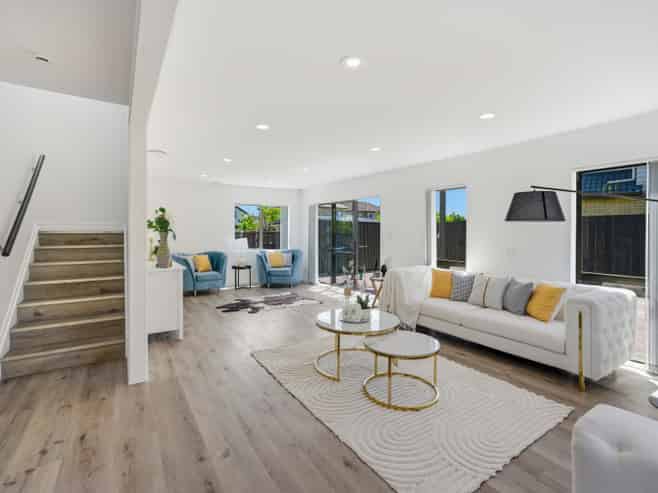 9 Bordeaux Parade, Te Atatu South