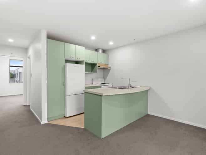 2/41 Paul Matthews Road, Rosedale