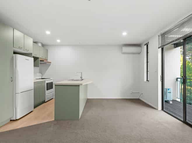 2/41 Paul Matthews Road, Rosedale