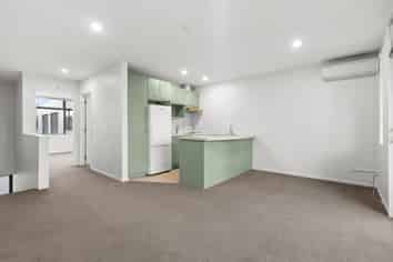 2/41 Paul Matthews Road, Rosedale