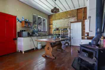 670 Oruru Road, PERIA