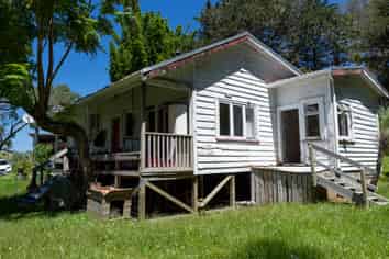 670 Oruru Road, PERIA