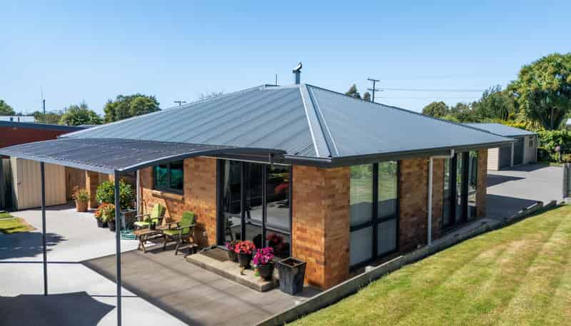 36B Main Street, Weston