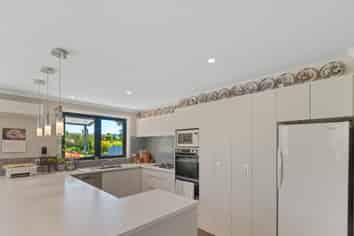 36B Main Street, Weston