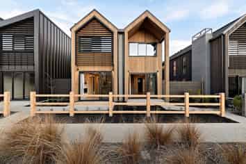 15B Ryan Loop, Jacks Point