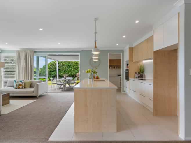 83 Jack Lachlan Drive, Beachlands