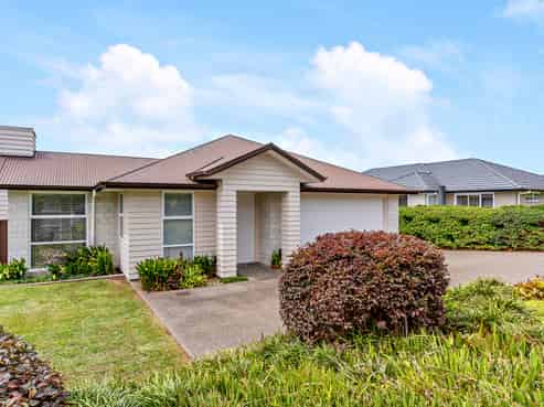 83 Jack Lachlan Drive, Beachlands