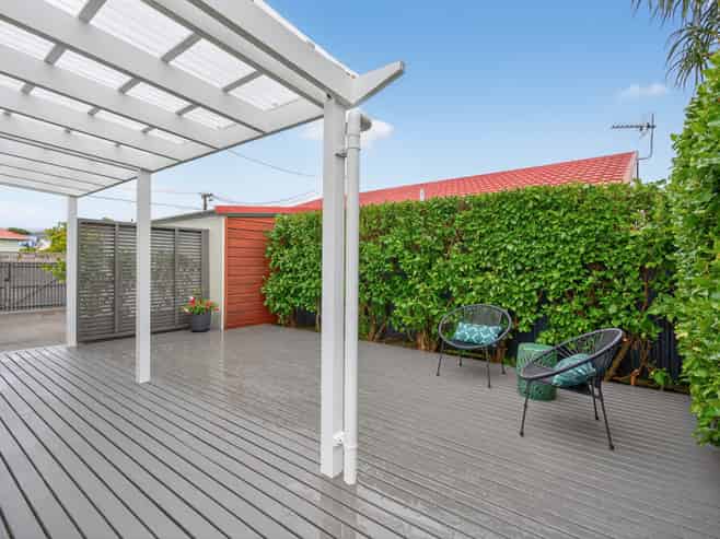 33 Adelaide Street, Petone