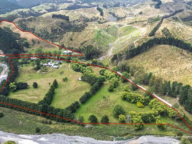 460 Tora Road, Martinborough