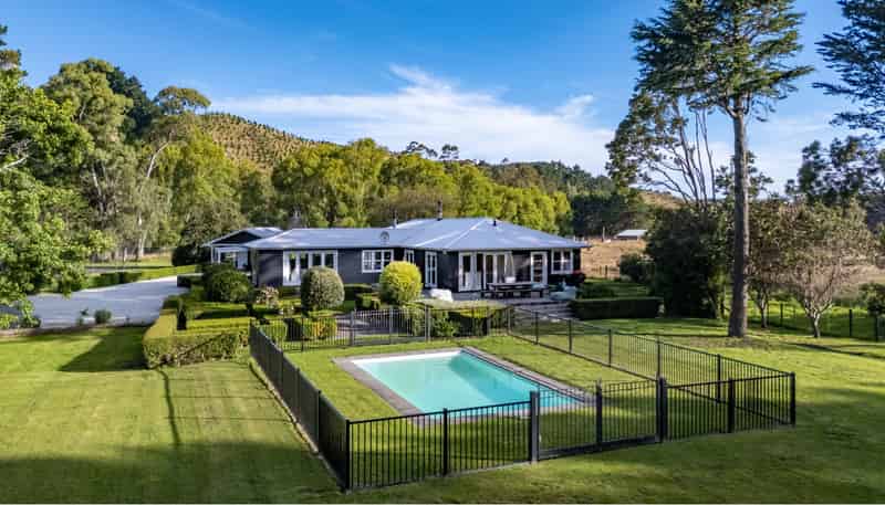 460 Tora Road, Martinborough