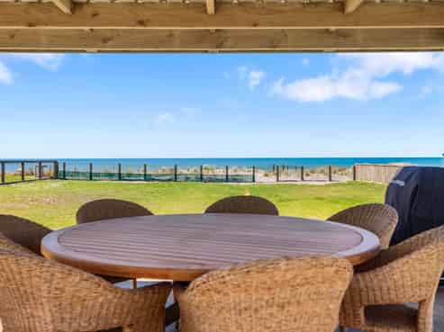 95 Pukehina Parade, Pukehina