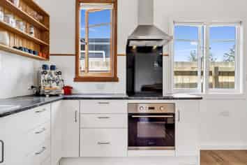 16 James Street, Victoria