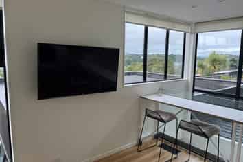 28 Lannan Road, Surfdale