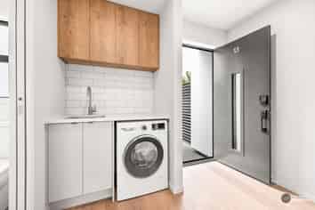 13/489 Riverside Drive, Fairfield