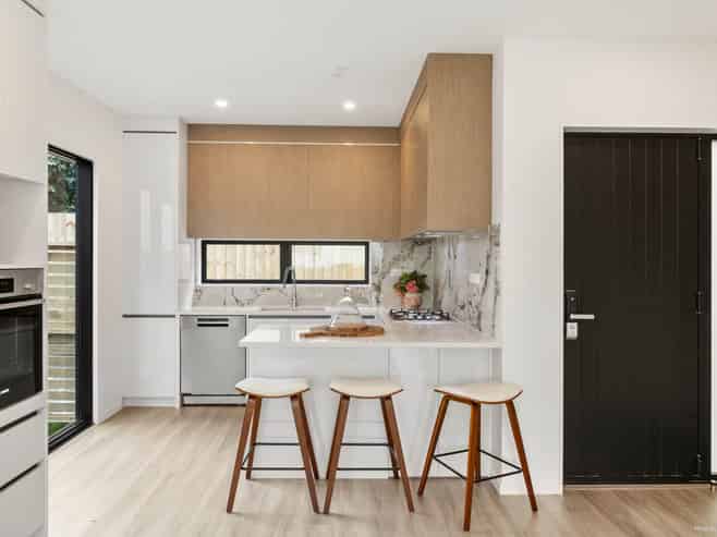 3/9 Helvetia Road, Pukekohe