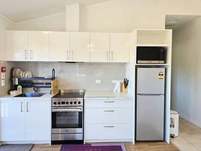 APT2/196 Kapiti Road, Paraparaumu Beach