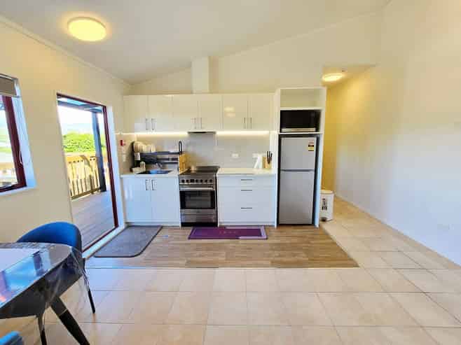 APT2/196 Kapiti Road, Paraparaumu Beach