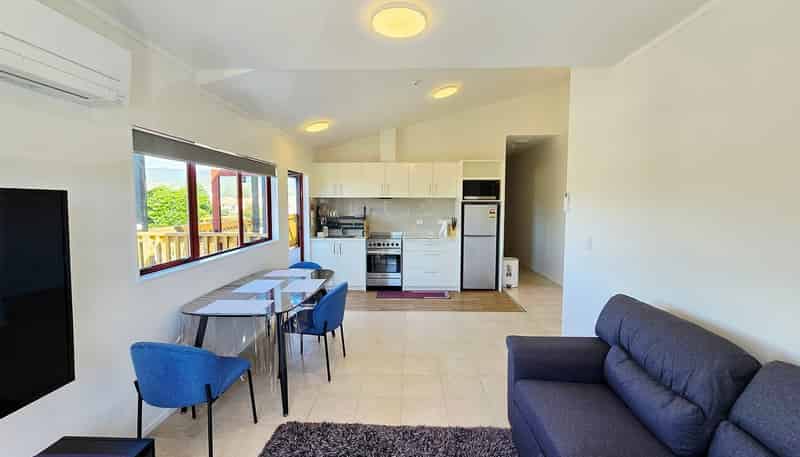 APT2/196 Kapiti Road, Paraparaumu Beach