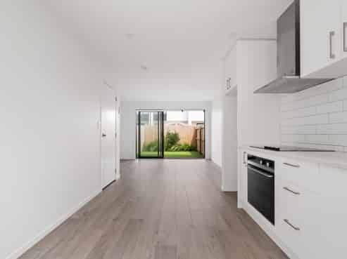 16/35 Convoy Lane, Otahuhu