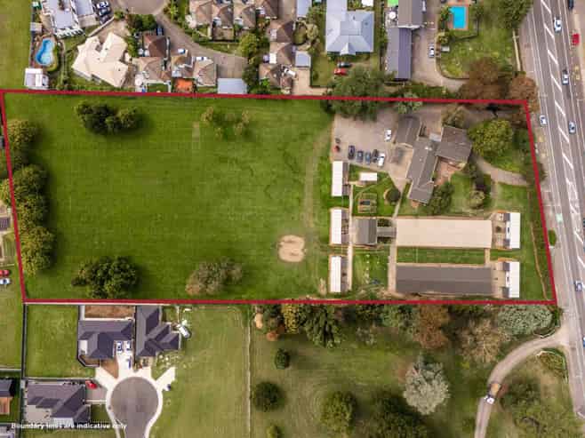 Substantial development / accommodation opportunity