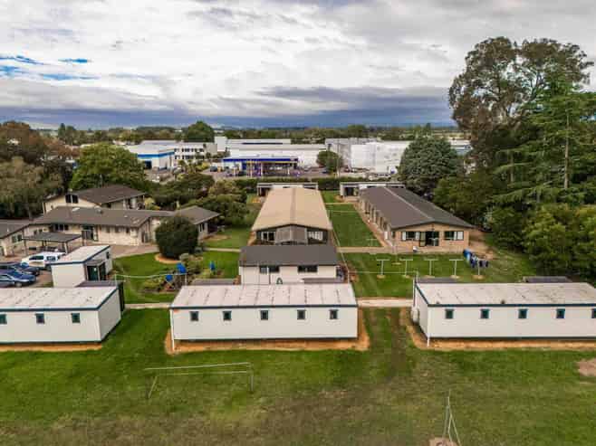 Substantial development / accommodation opportunity