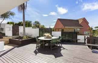 22 Cairnbrae Court, Northcross