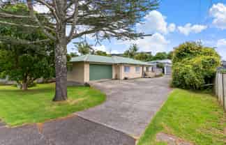 30 Bell Road, Beachlands