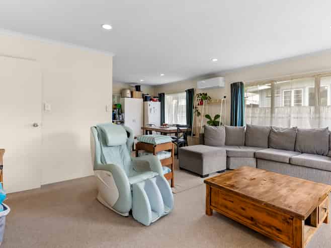 30 Bell Road, Beachlands