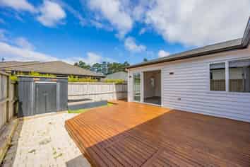 12 Moemoea Avenue, Kumeu