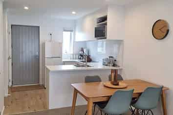 7 Ngae Place, Mangere East