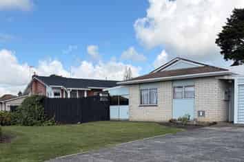 5/1 Station Road, Kamo