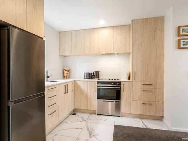 4/80 Awaroa Road, Sunnyvale