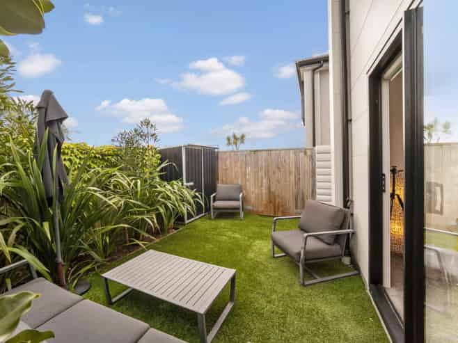 4/80 Awaroa Road, Sunnyvale