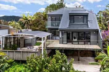 14 Range Road, Swanson