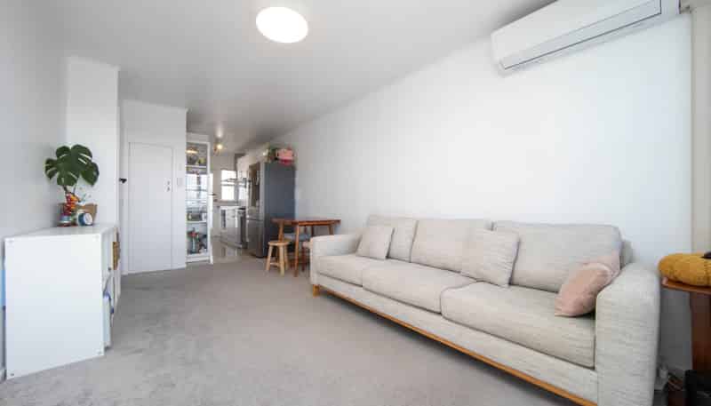 3/182 Carrington Road, Mount Albert