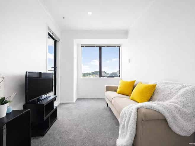 1603/96 Symonds Street, Grafton