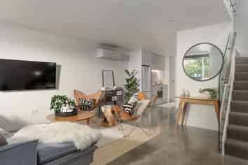 45 Eveleyn Couzins Avenue, Richmond