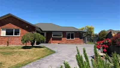 10 Joe Burns Place, Wigram