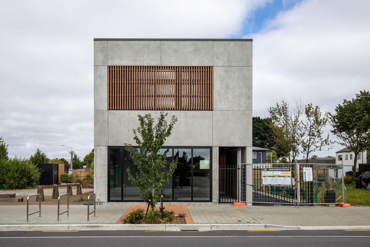 Brand New, Well Designed Commercial Premises – pohled 6