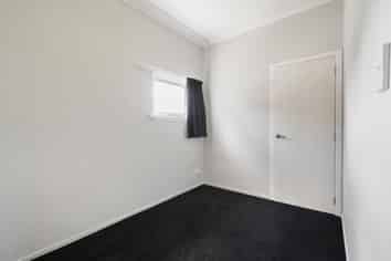 36 Stewart Street, Marton